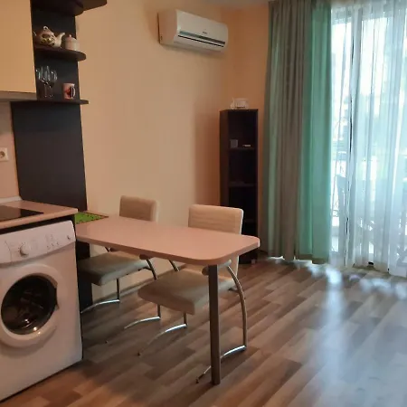 Amadeus Lux Διαμέρισμα Σάνι Μπιτς